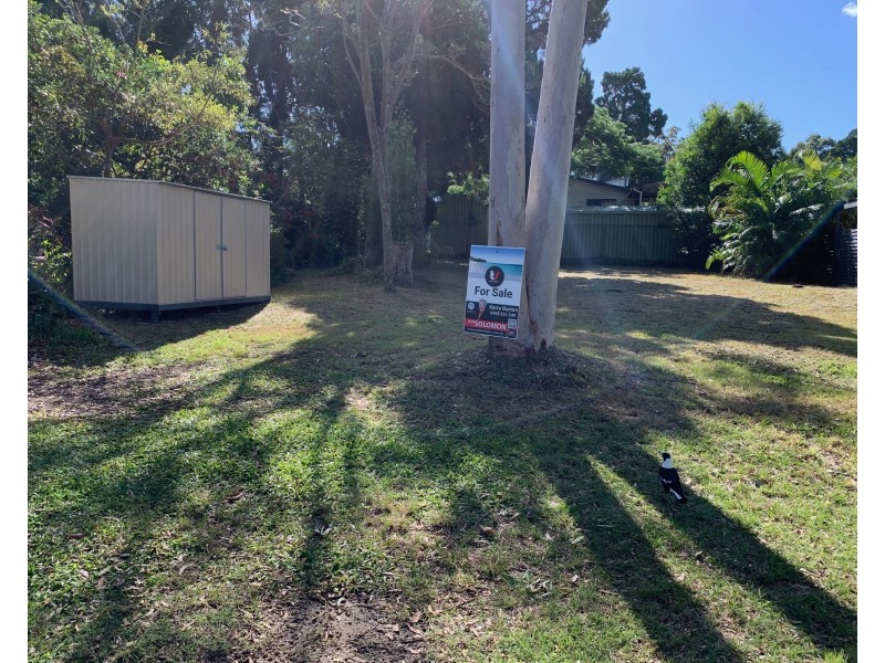 2 Ross Street, Coochiemudlo Island QLD 4184