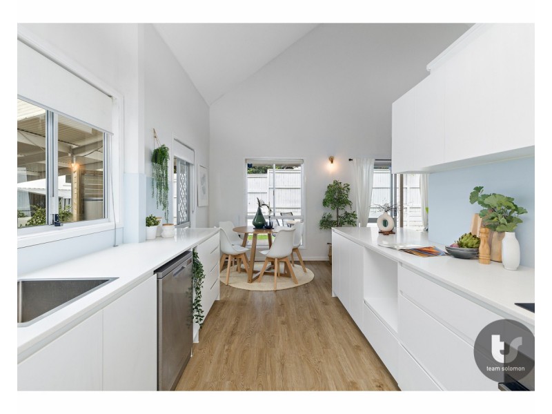 54 Valantine Road, Birkdale QLD 4159