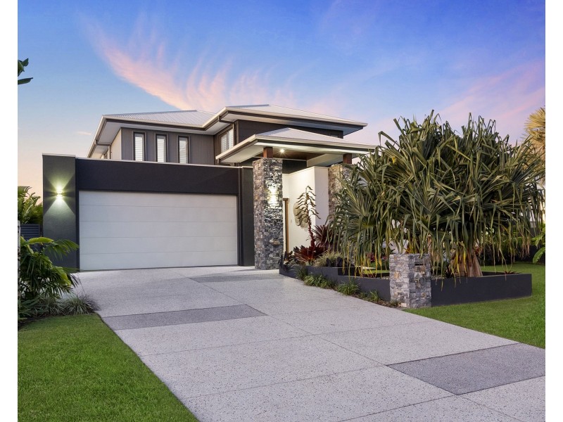 40 Serenity Boulevard, Helensvale QLD 4212