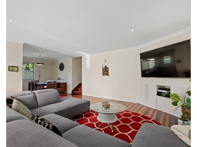 329 Redland Bay Road, Capalaba QLD 4157