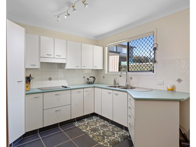 329 Redland Bay Road, Capalaba QLD 4157