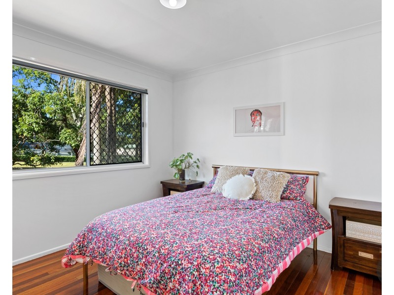 329 Redland Bay Road, Capalaba QLD 4157