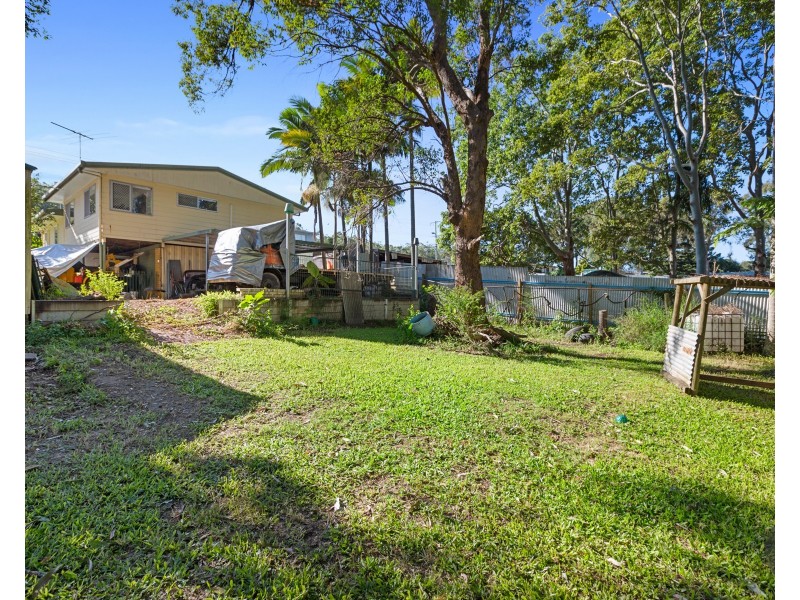 329 Redland Bay Road, Capalaba QLD 4157