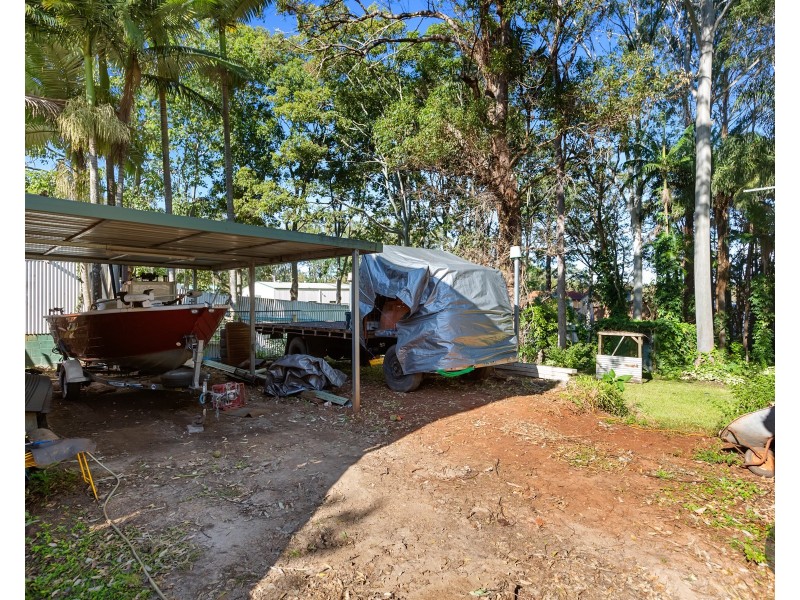 329 Redland Bay Road, Capalaba QLD 4157