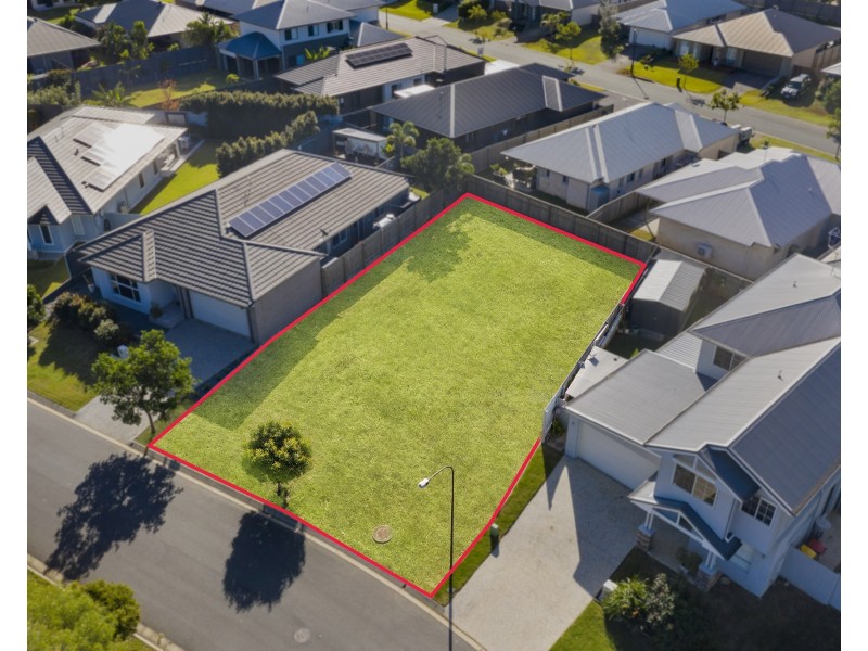 52 Sandalwood Street, Thornlands QLD 4164