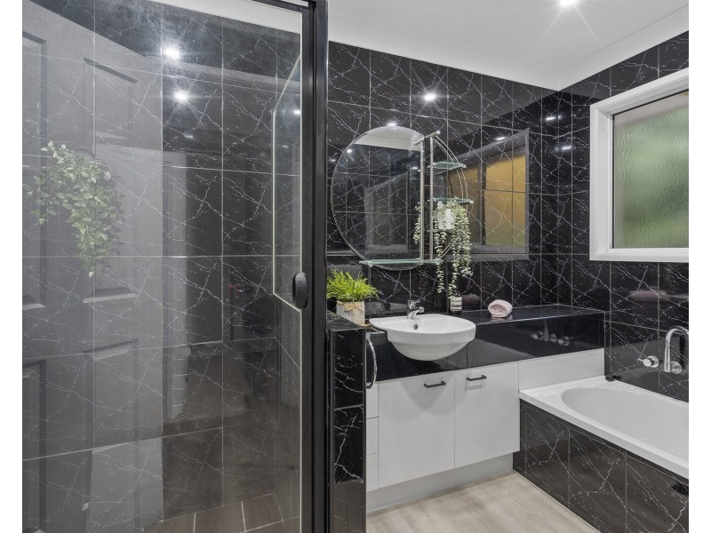 380 Marks Road, Jimboomba QLD 4280