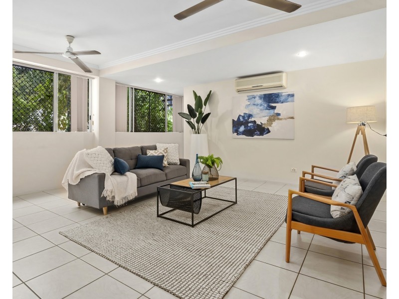 28 Law Street, Cairns North QLD 4870