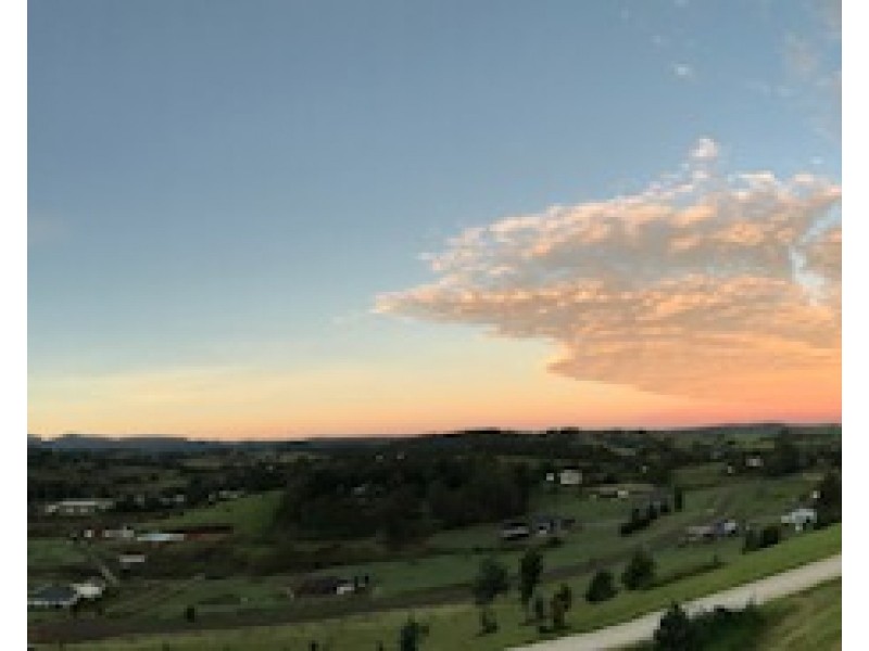 40 Jervis Place, Beechmont QLD 4211