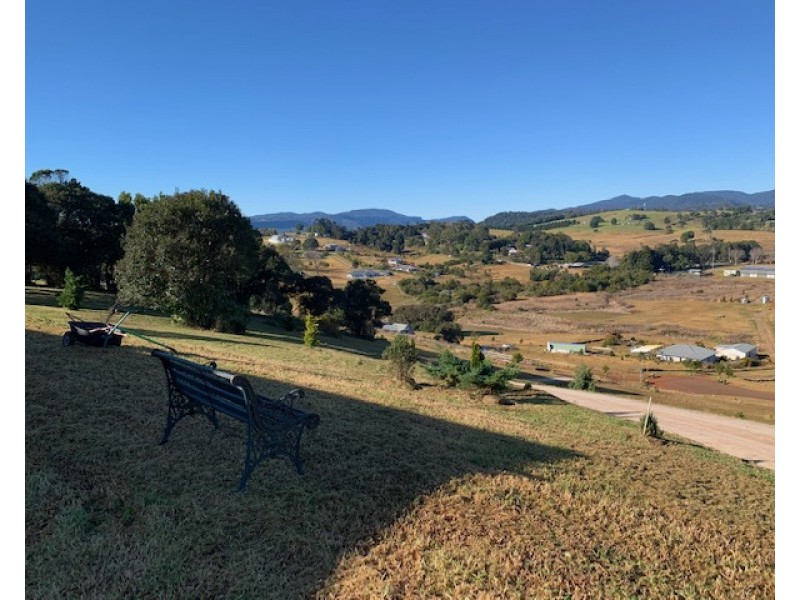 40 Jervis Place, Beechmont QLD 4211
