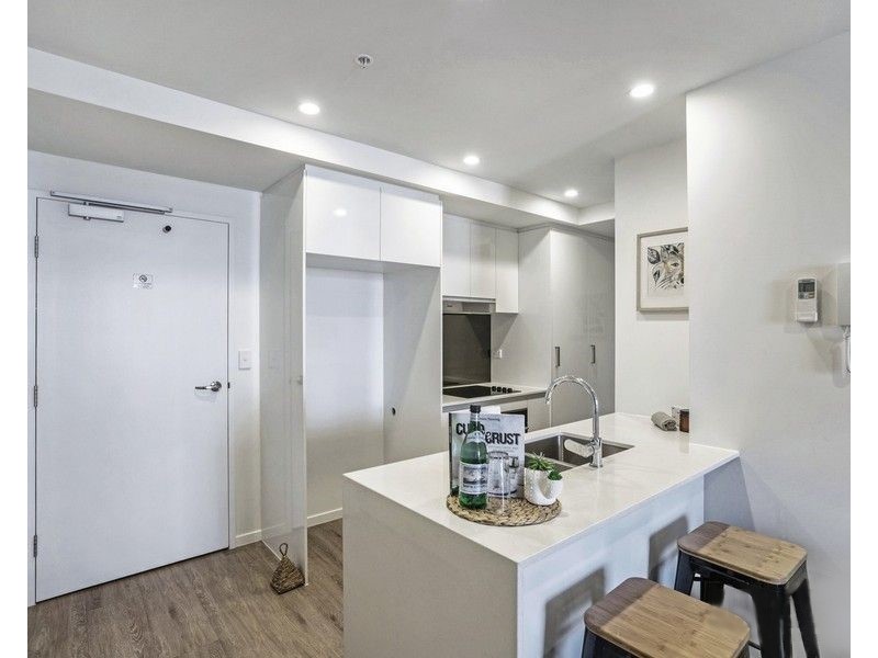 1304/139 Scarborough, Southport QLD 4215