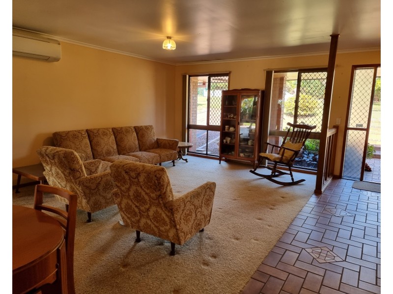 87 Beach Street, Cleveland QLD 4163