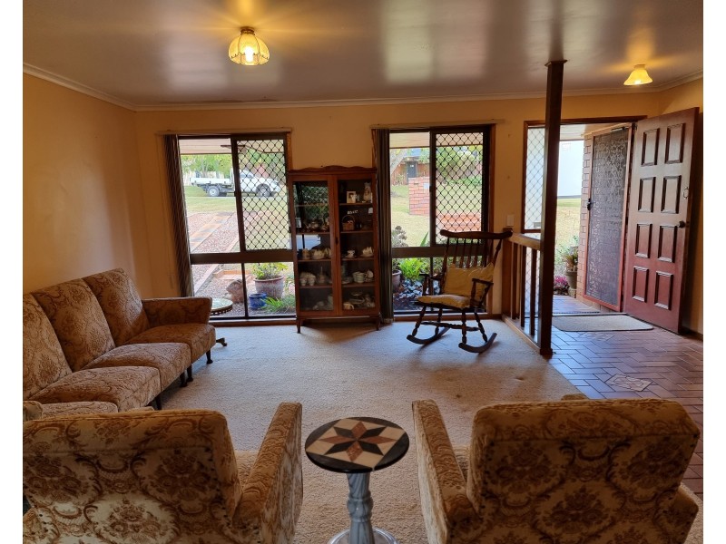 87 Beach Street, Cleveland QLD 4163