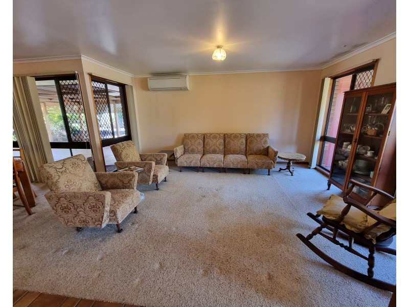 87 Beach Street, Cleveland QLD 4163