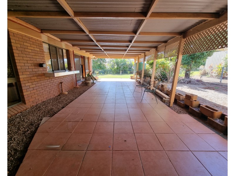 87 Beach Street, Cleveland QLD 4163