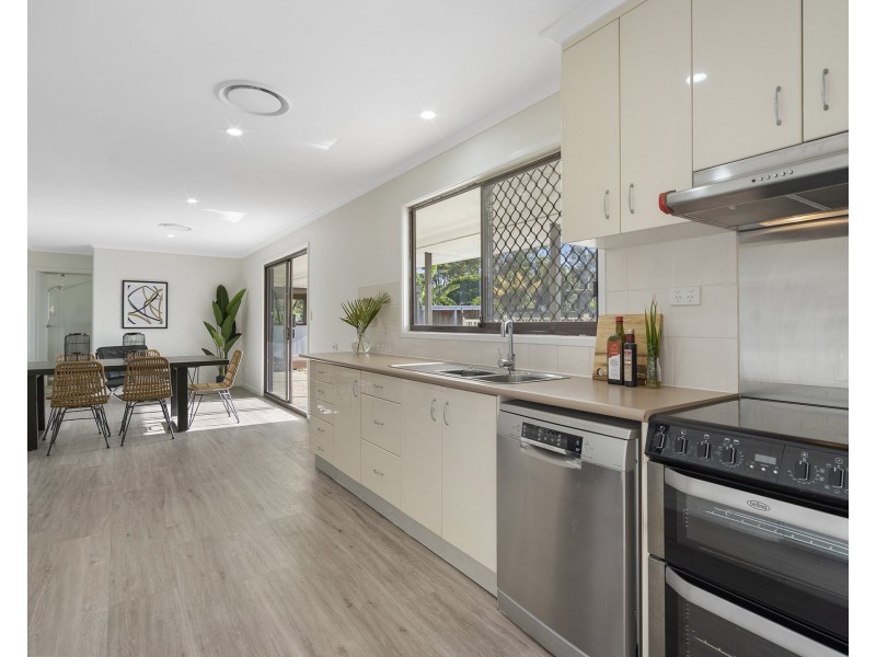 40 Harding Boulevard, Mount Warren Park QLD 4207