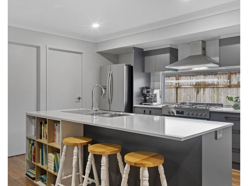 2 Lathro Way, Thornlands QLD 4164