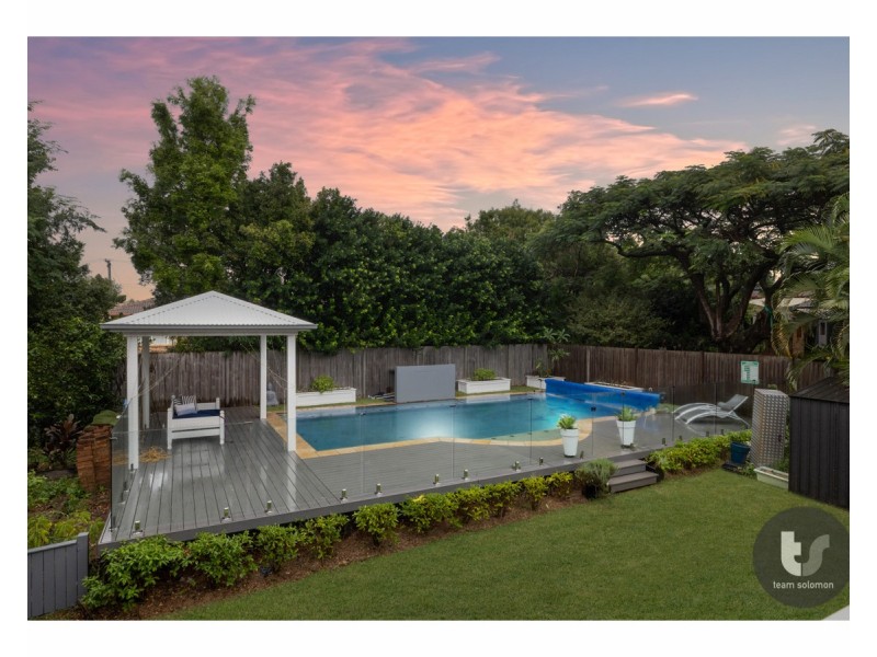 72 Beach Street, Cleveland QLD 4163