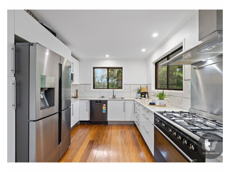 72 Beach Street, Cleveland QLD 4163