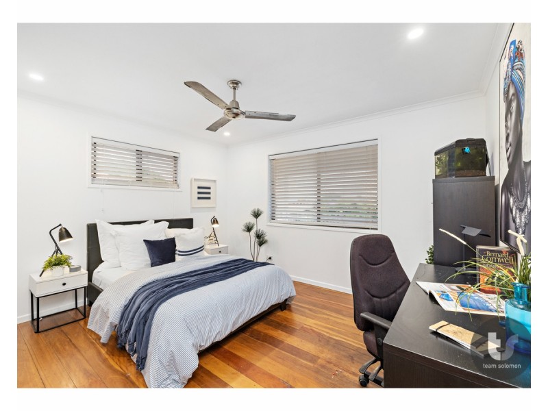 72 Beach Street, Cleveland QLD 4163