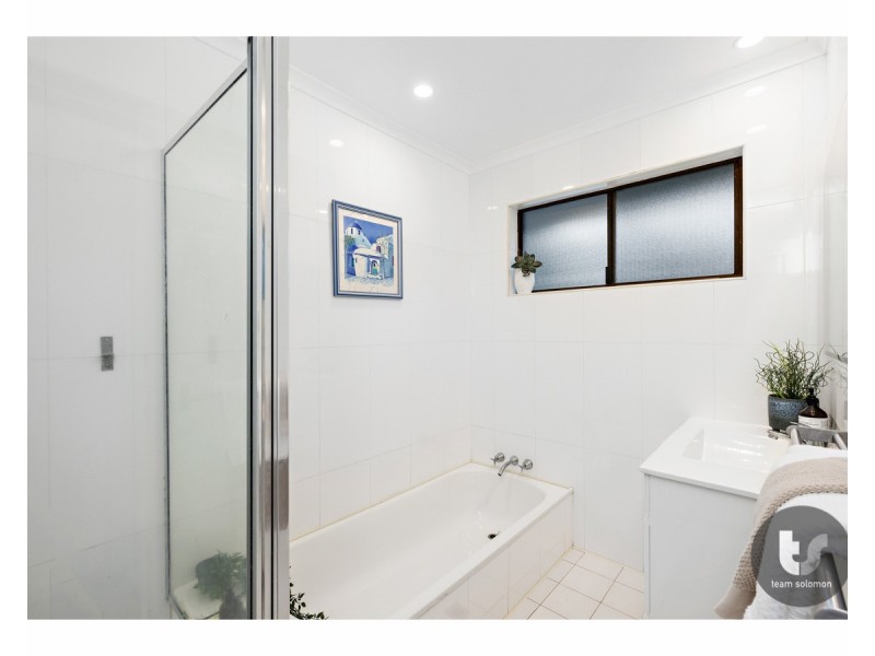 72 Beach Street, Cleveland QLD 4163