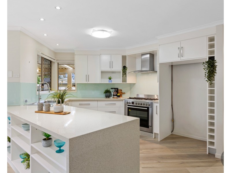 31 Belford Drive, Wellington Point QLD 4160