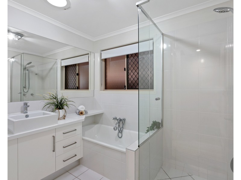 31 Belford Drive, Wellington Point QLD 4160