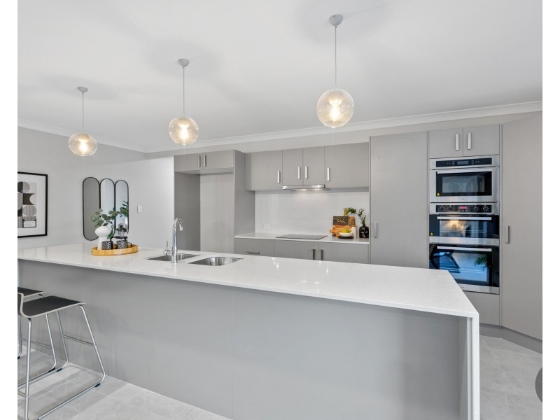 85a Starkey Street, Wellington Point QLD 4160