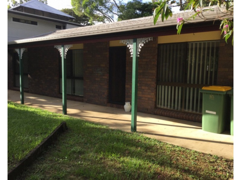 10 Marana Street, Coochiemudlo Island QLD 4184