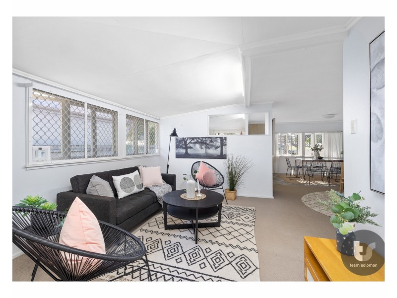 8 White Street, Victoria Point QLD 4165