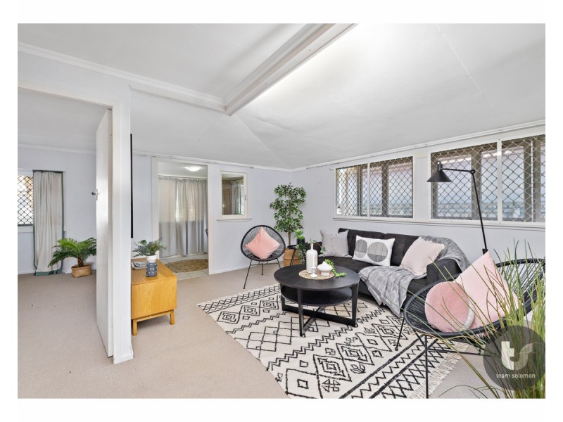 8 White Street, Victoria Point QLD 4165