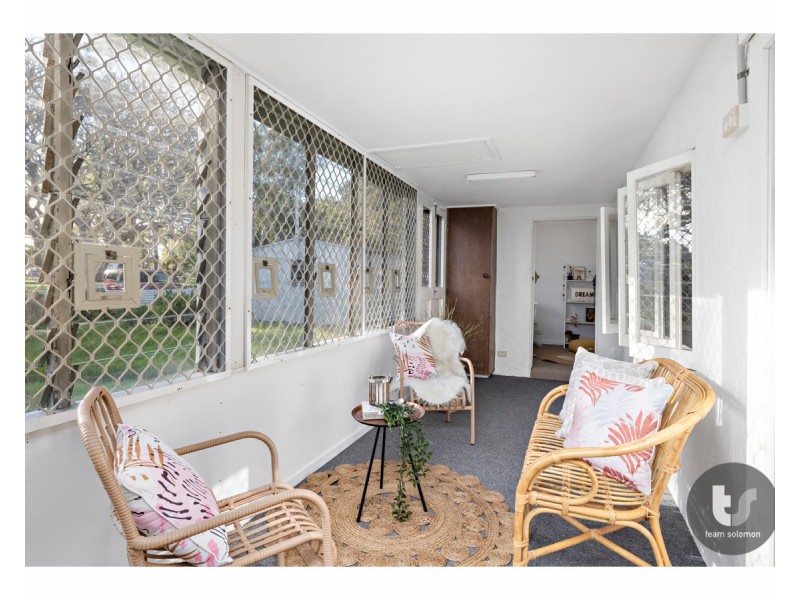 8 White Street, Victoria Point QLD 4165