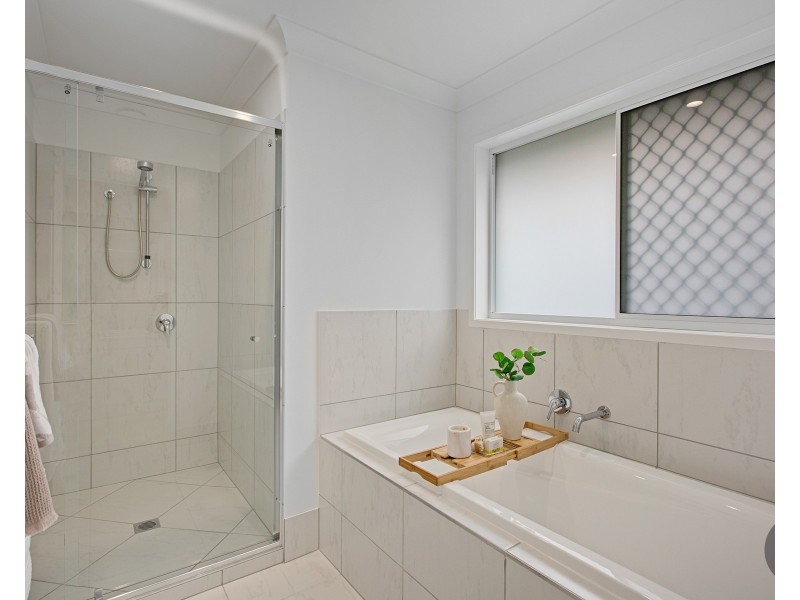 14a Riseborough Terrace, Cleveland QLD 4163