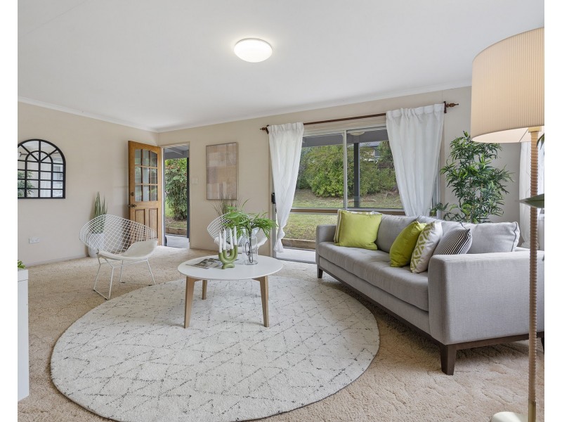 8 Light Street, Springwood QLD 4127