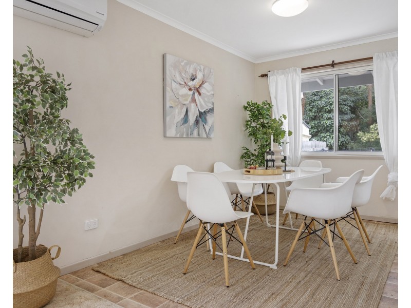 8 Light Street, Springwood QLD 4127