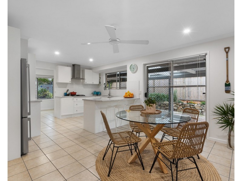 50 Barron Road, Birkdale QLD 4159