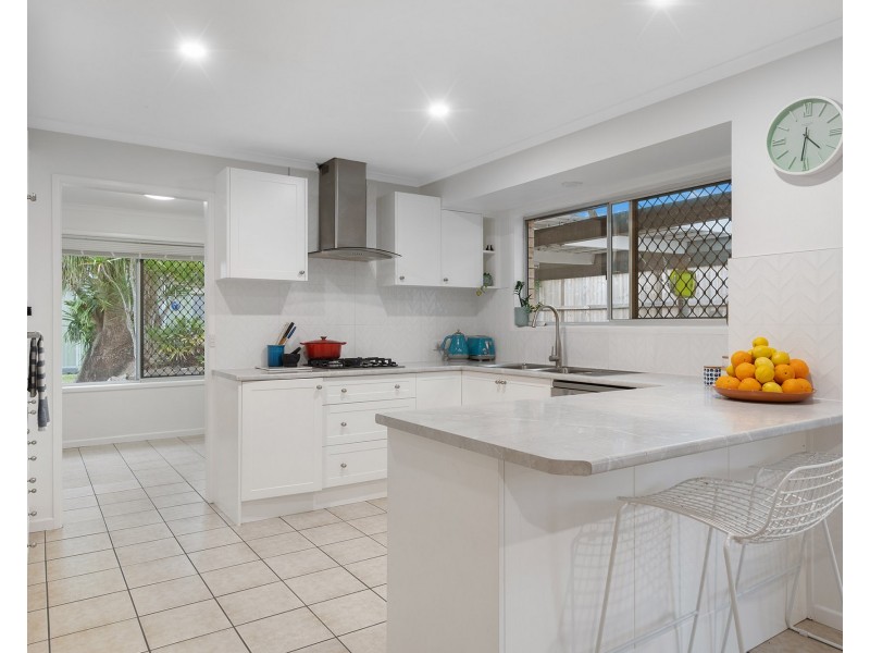 50 Barron Road, Birkdale QLD 4159