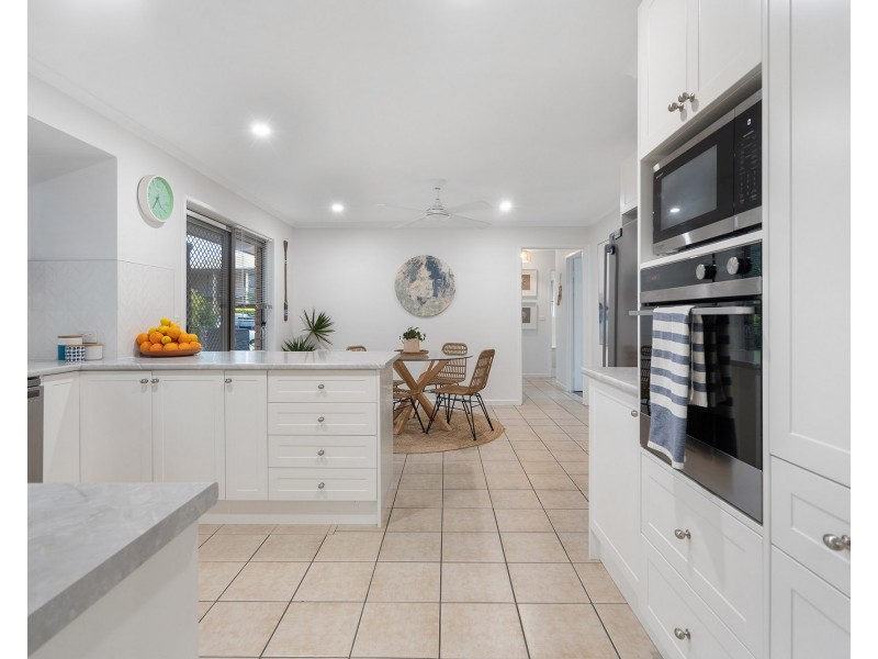 50 Barron Road, Birkdale QLD 4159