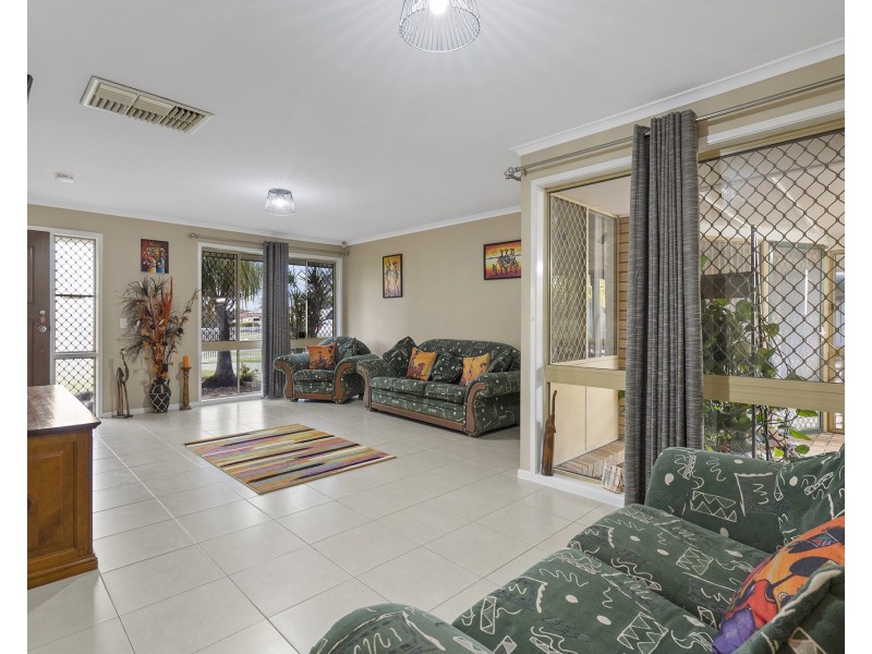149 Vansittart Road, Regents Park QLD 4118