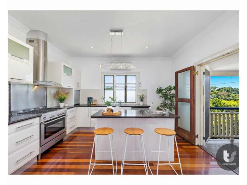 93 McFadden Street, Wynnum QLD 4178