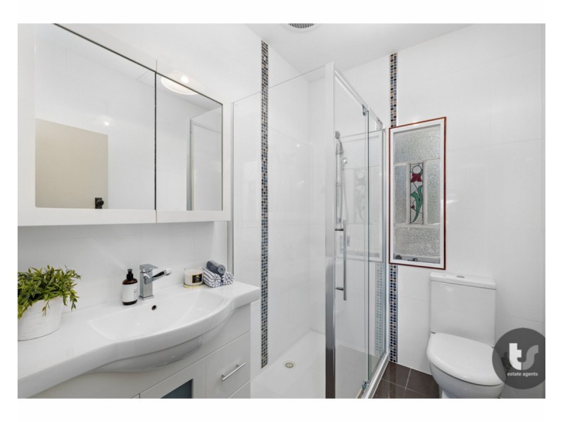 93 McFadden Street, Wynnum QLD 4178