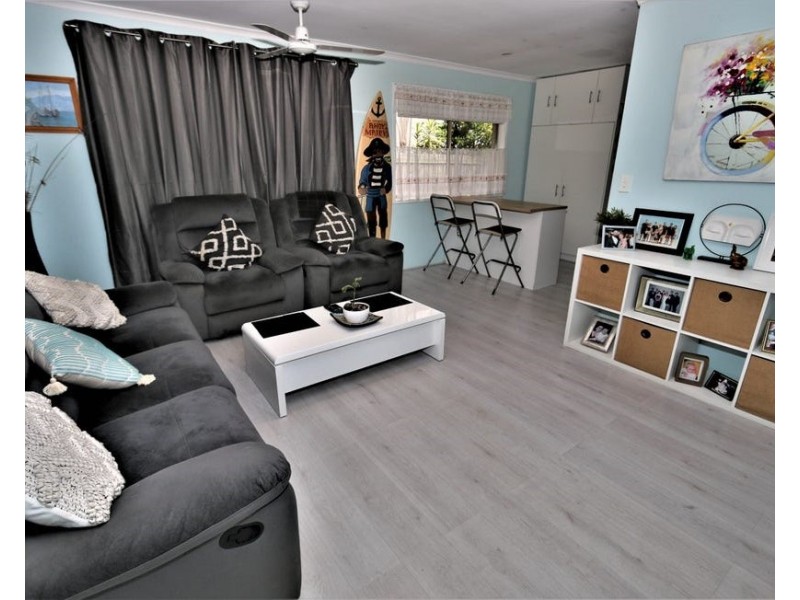 29 Capembah Street, Coochiemudlo Island QLD 4184