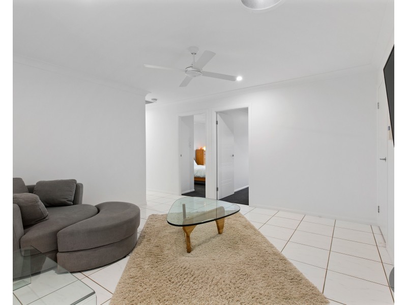 7 Poynter Street, Redland Bay QLD 4165