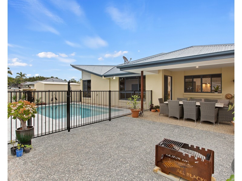 7 Poynter Street, Redland Bay QLD 4165