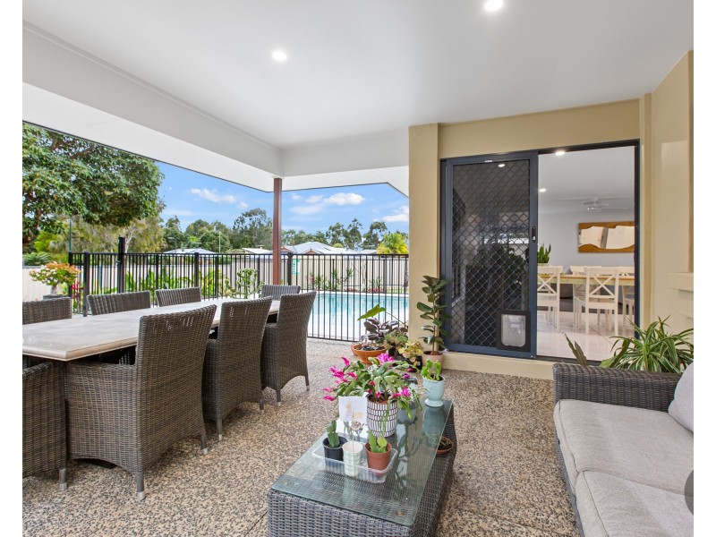 7 Poynter Street, Redland Bay QLD 4165