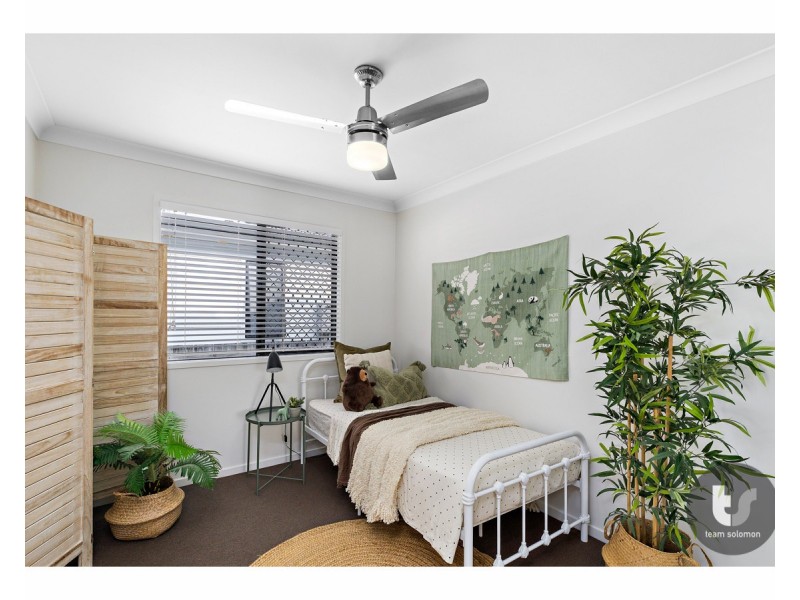 61 Ferry Road, Thorneside QLD 4158