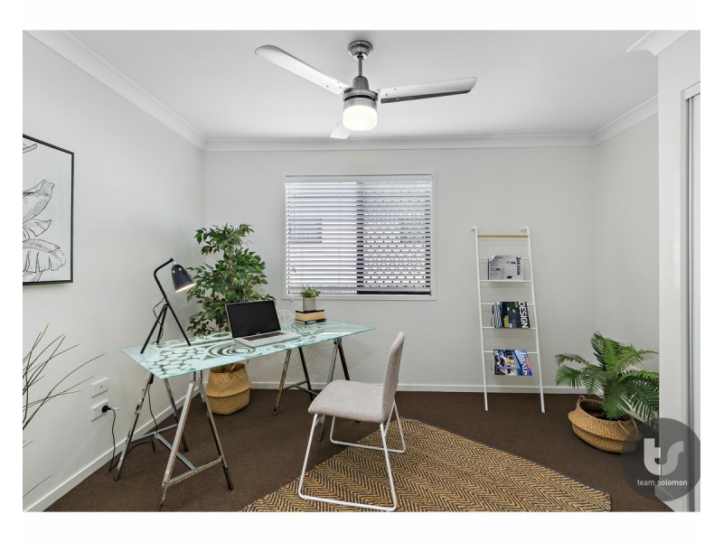 61 Ferry Road, Thorneside QLD 4158