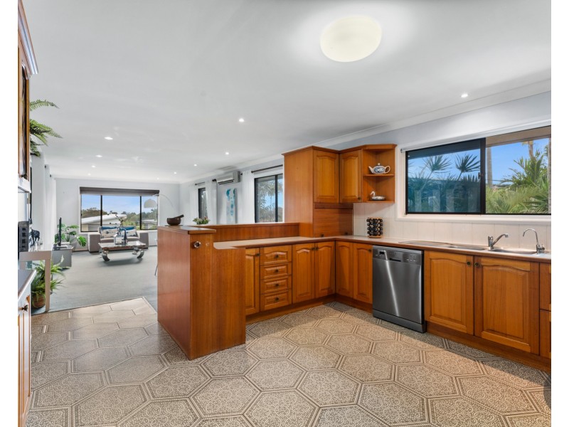 4 Tarina Street, Cleveland QLD 4163