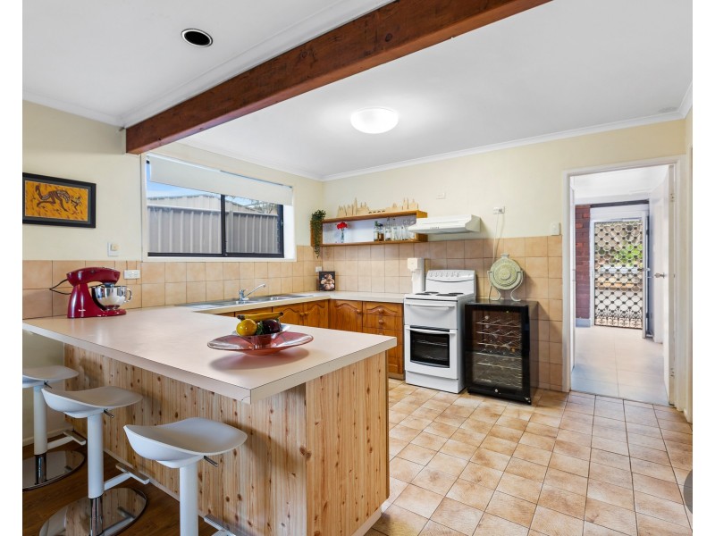 4 Tarina Street, Cleveland QLD 4163