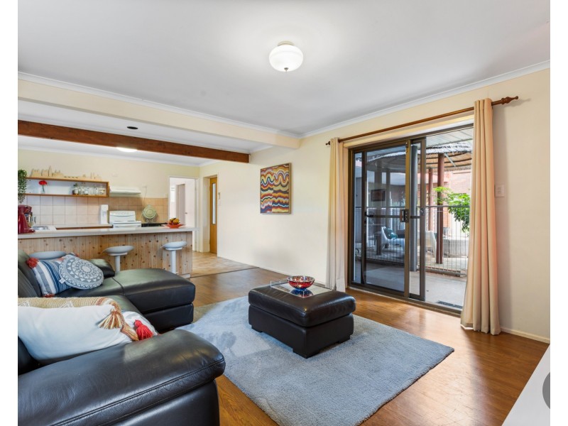 4 Tarina Street, Cleveland QLD 4163