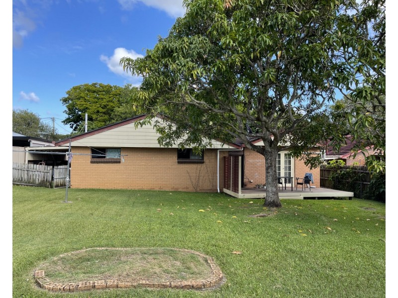 4 Tanderra Street, Cleveland QLD 4163